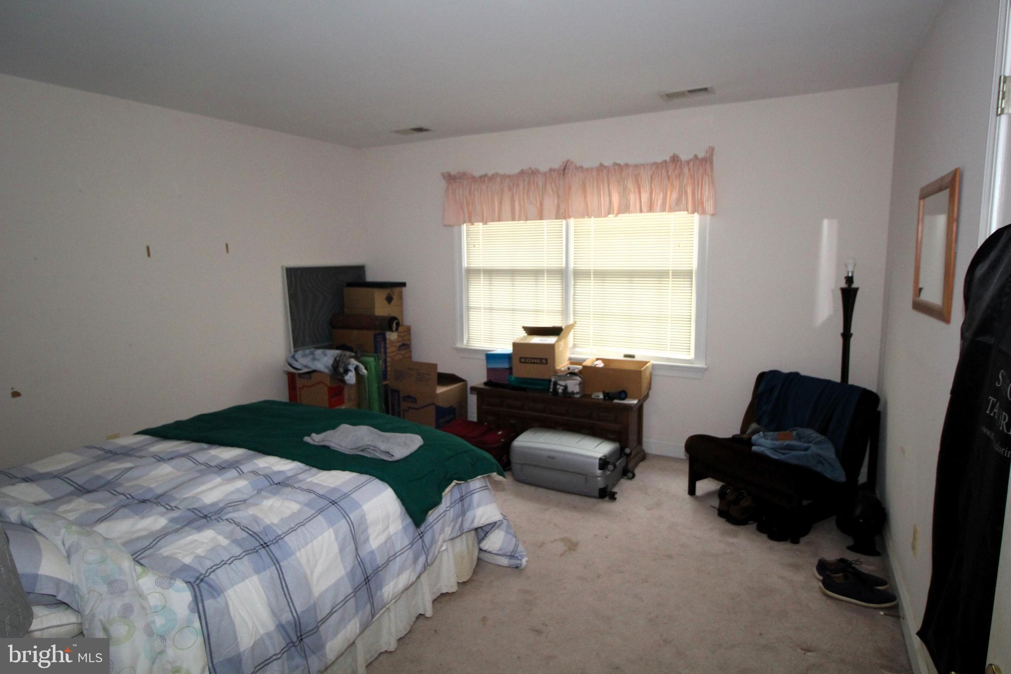 4 Hope Ct