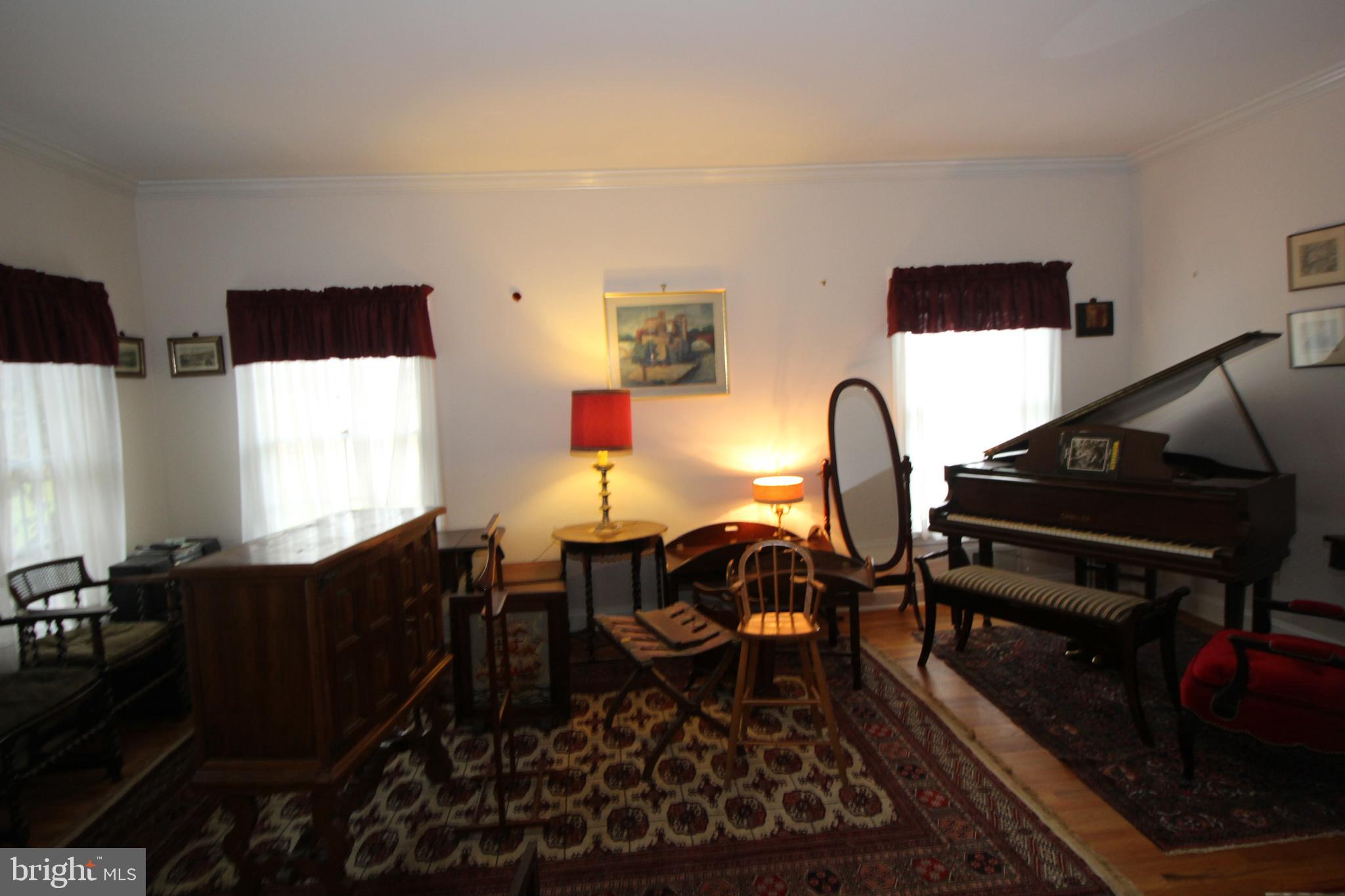 4 Hope Ct