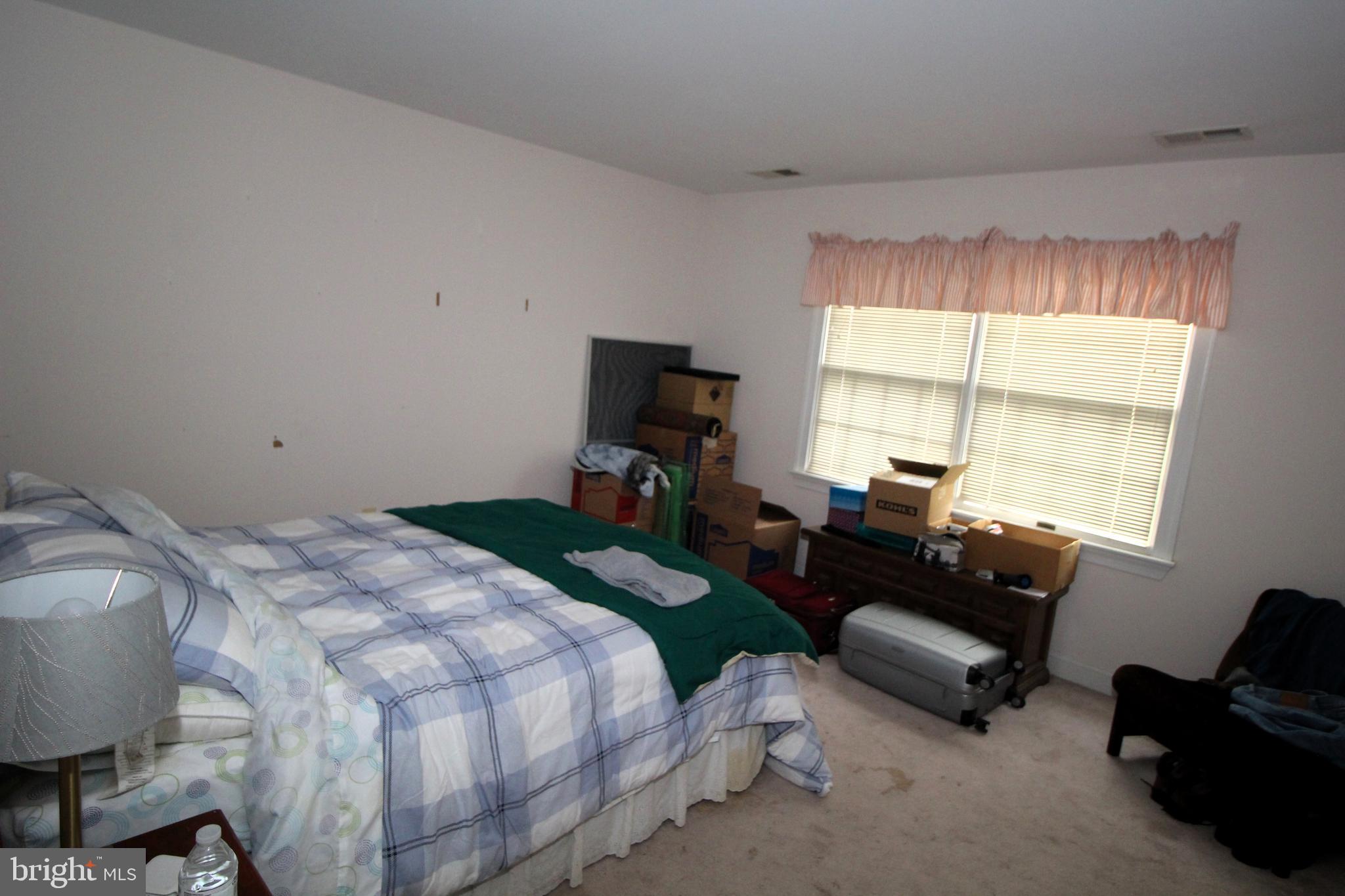 4 Hope Ct