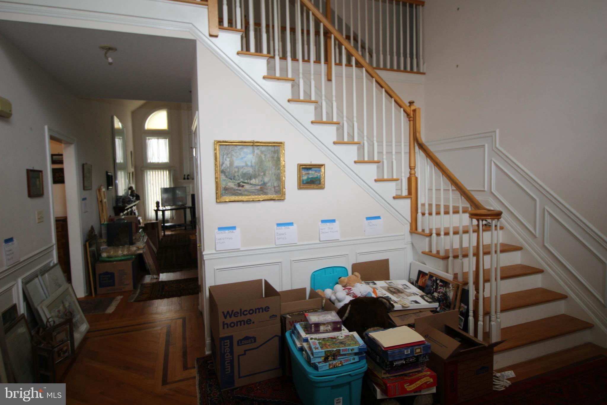 4 Hope Ct