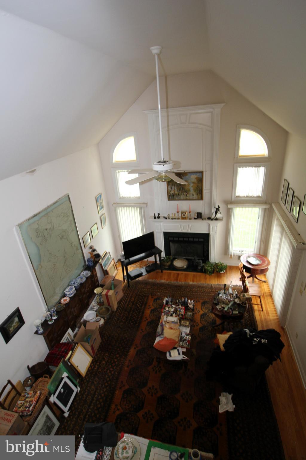 4 Hope Ct