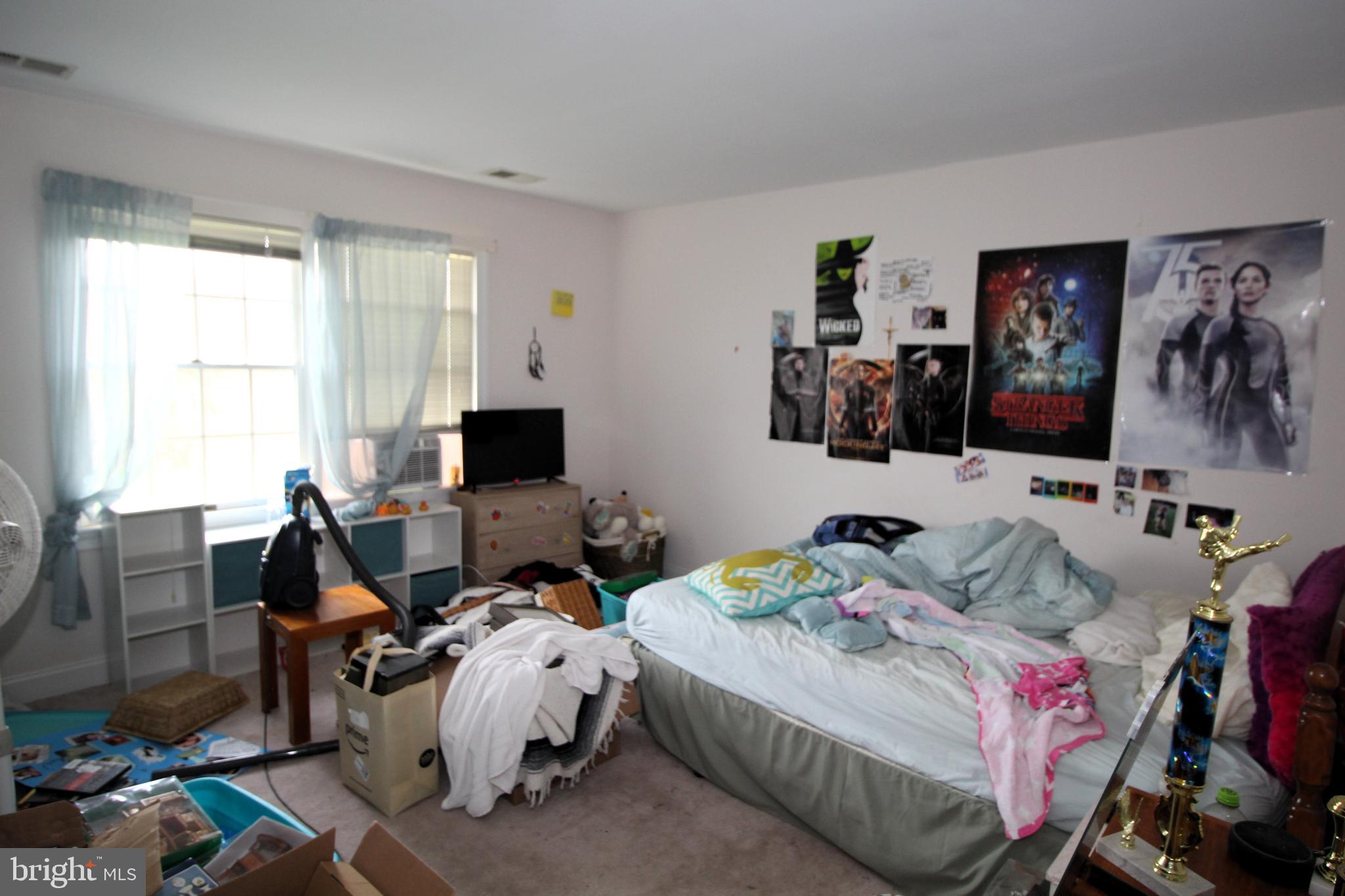4 Hope Ct