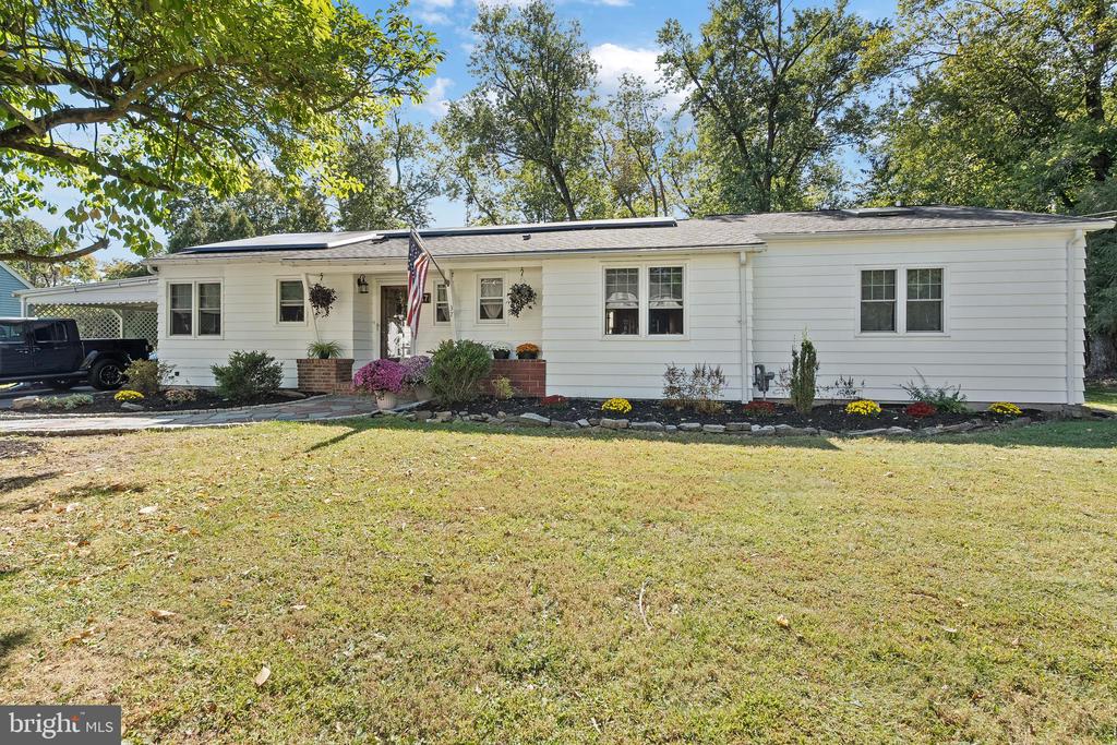 37 CRESCENT AVENUE