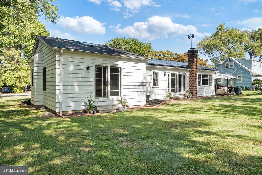 37 CRESCENT AVENUE