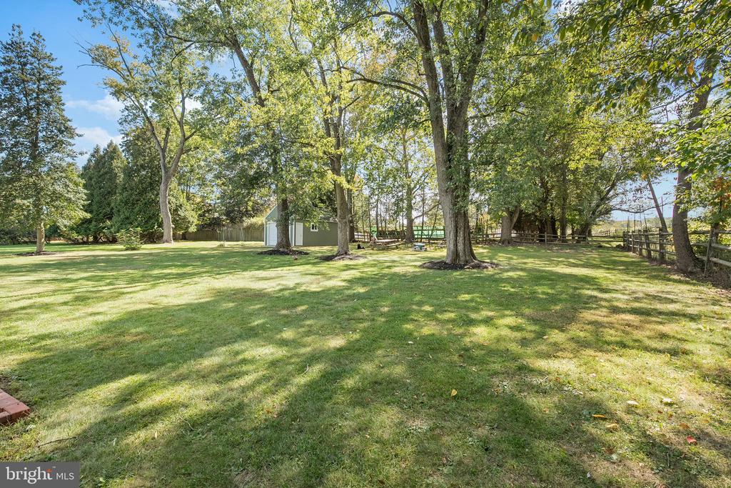37 CRESCENT AVENUE