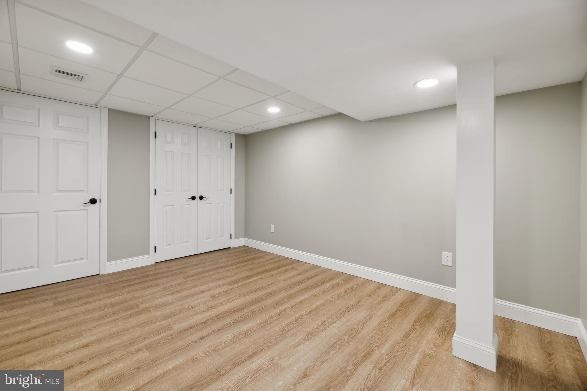 102 JAMESTOWN ROAD
