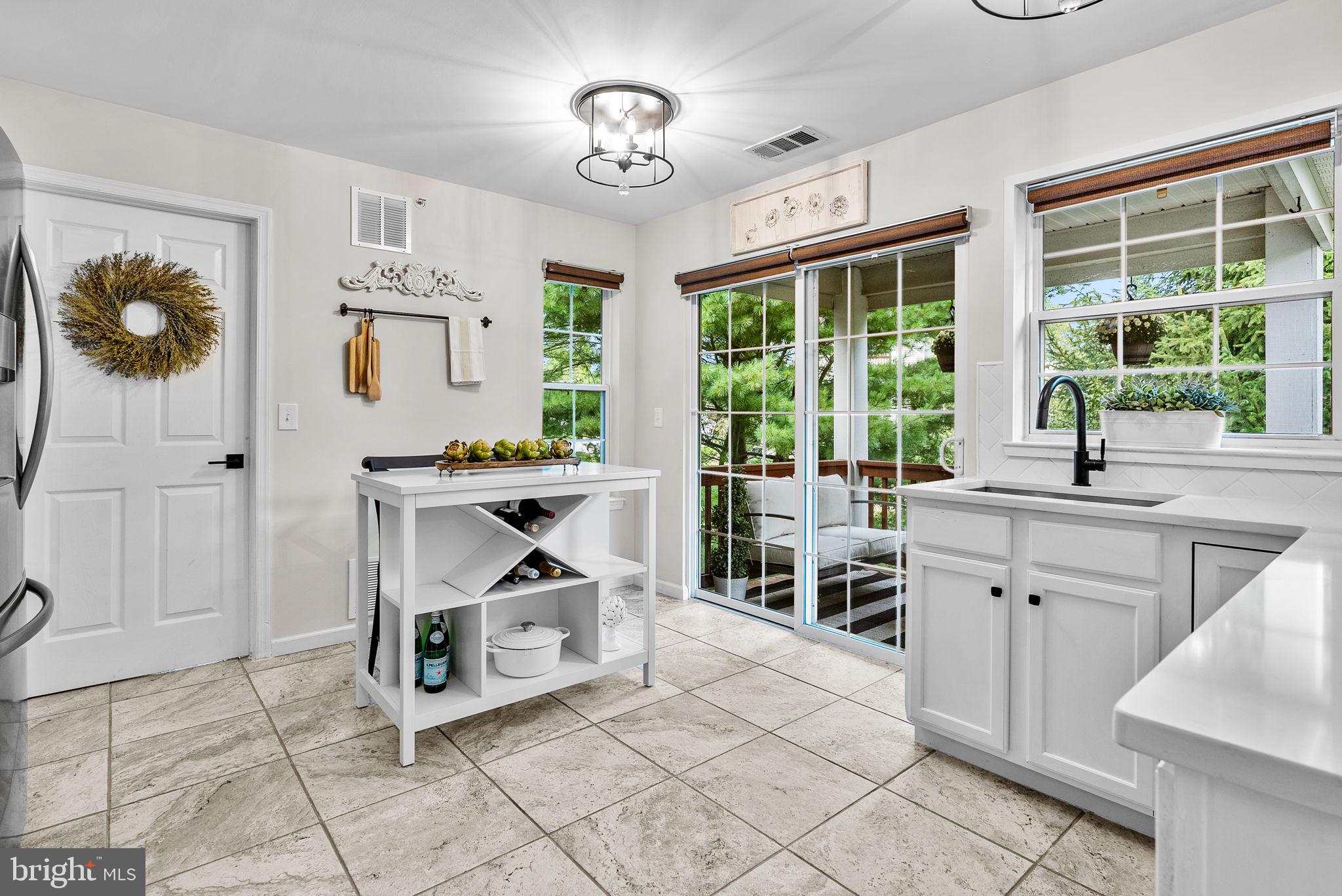 1264 Fairview Cir