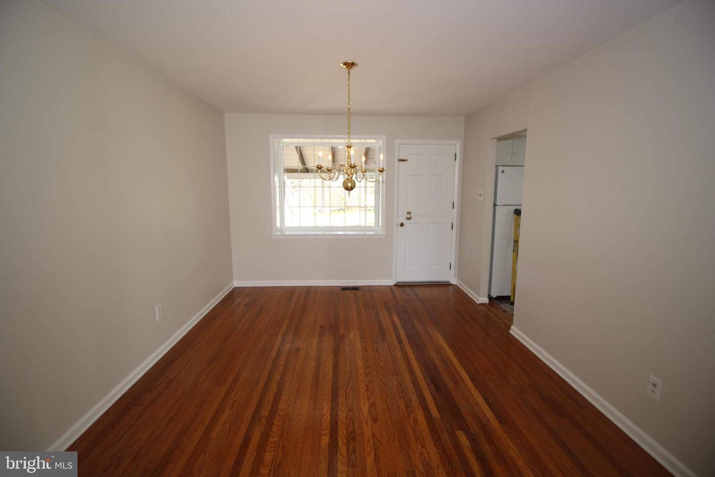 419 Merion Dr