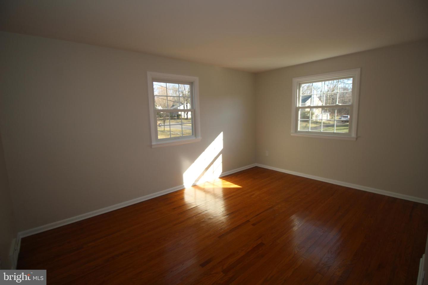 419 Merion Dr