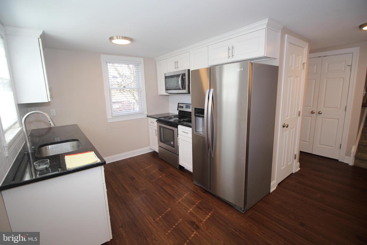31 W Afton Ave #4