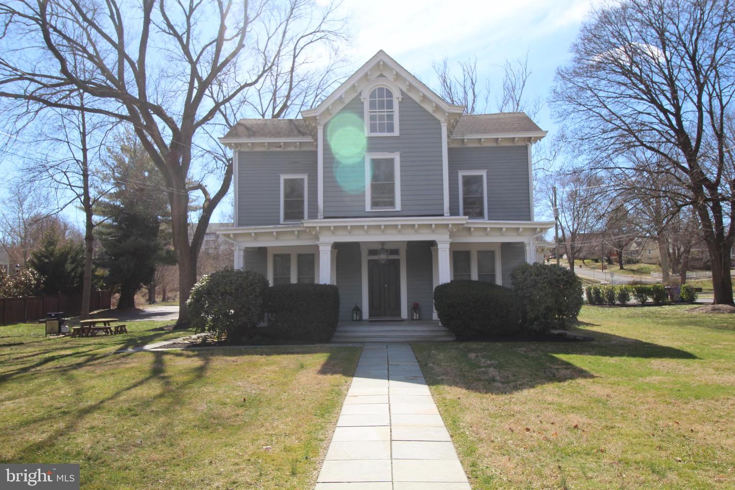 31 W Afton Ave #4