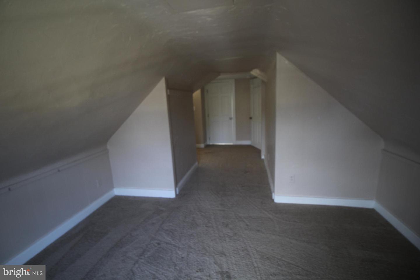 31 W Afton Ave #4