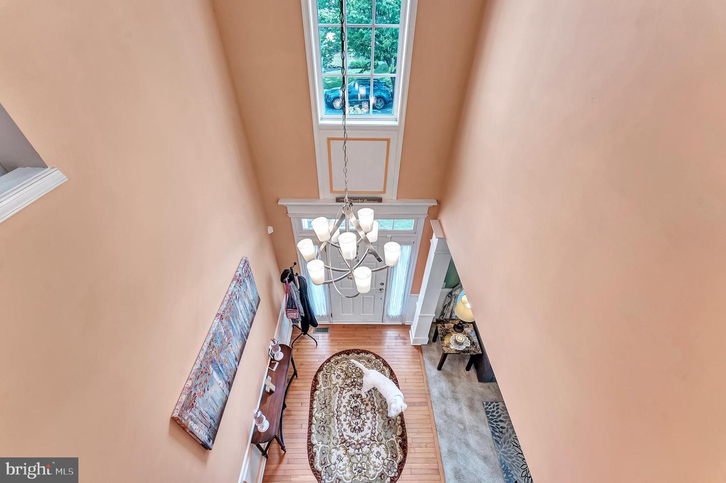358 E Armstrong Dr