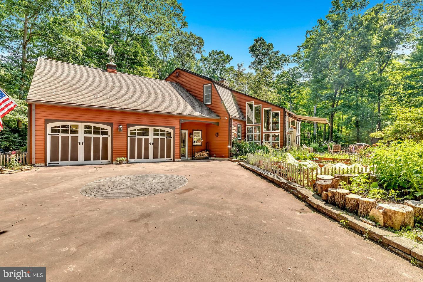8132 Covered Bridge Rd