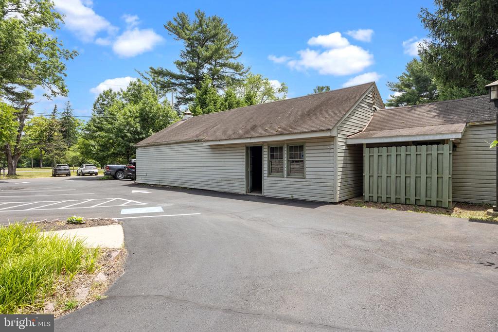 1099 General Greene Rd