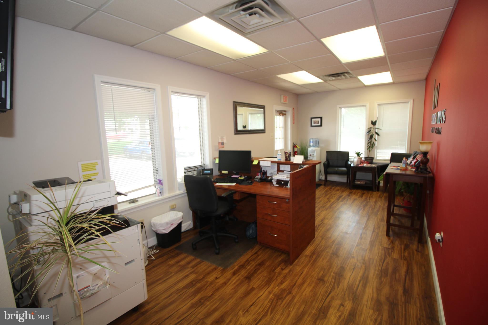 2400-2402 Bristol Rd #24