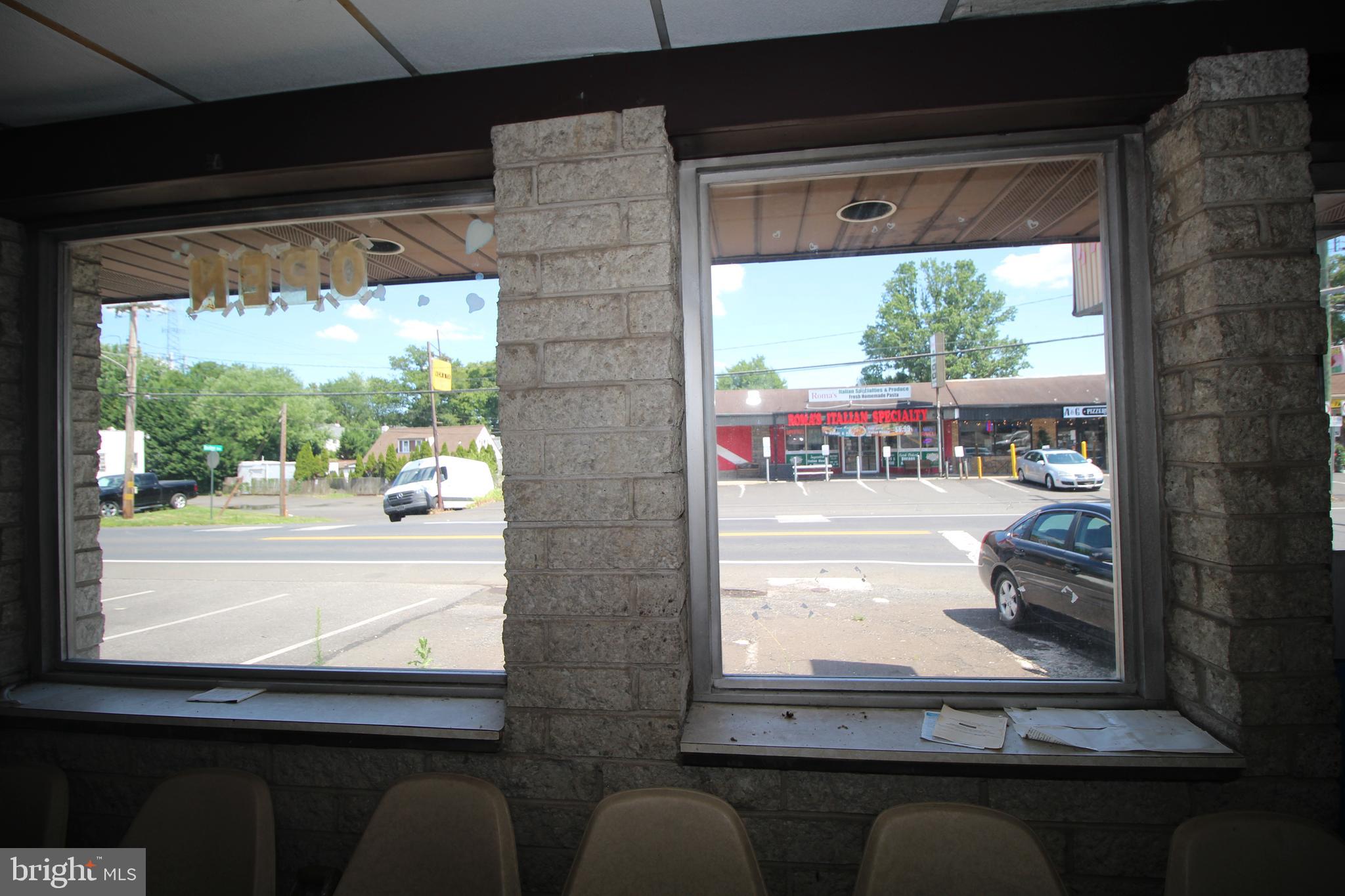 1804 Brownsville Rd