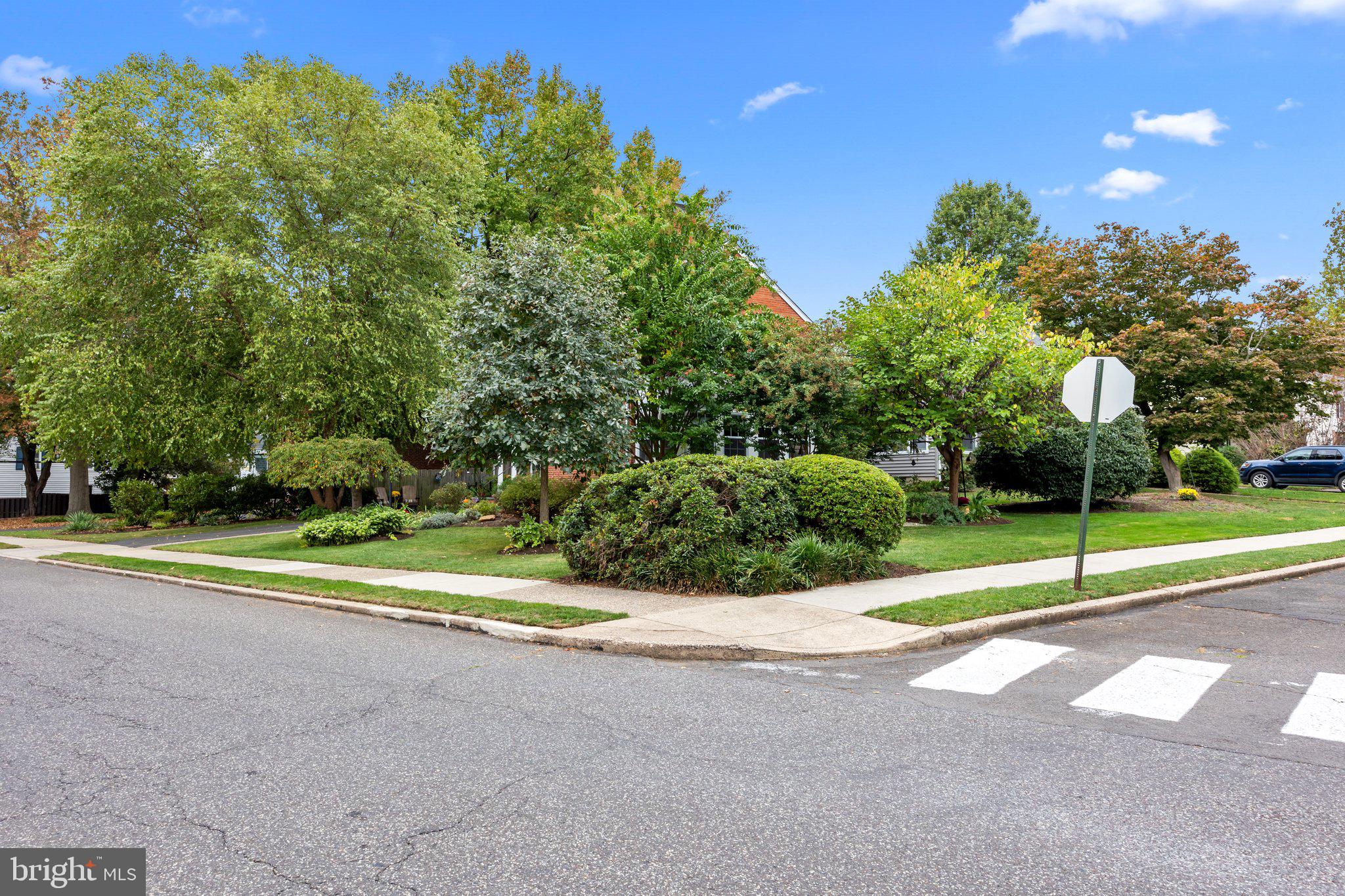 400 W Palmer St