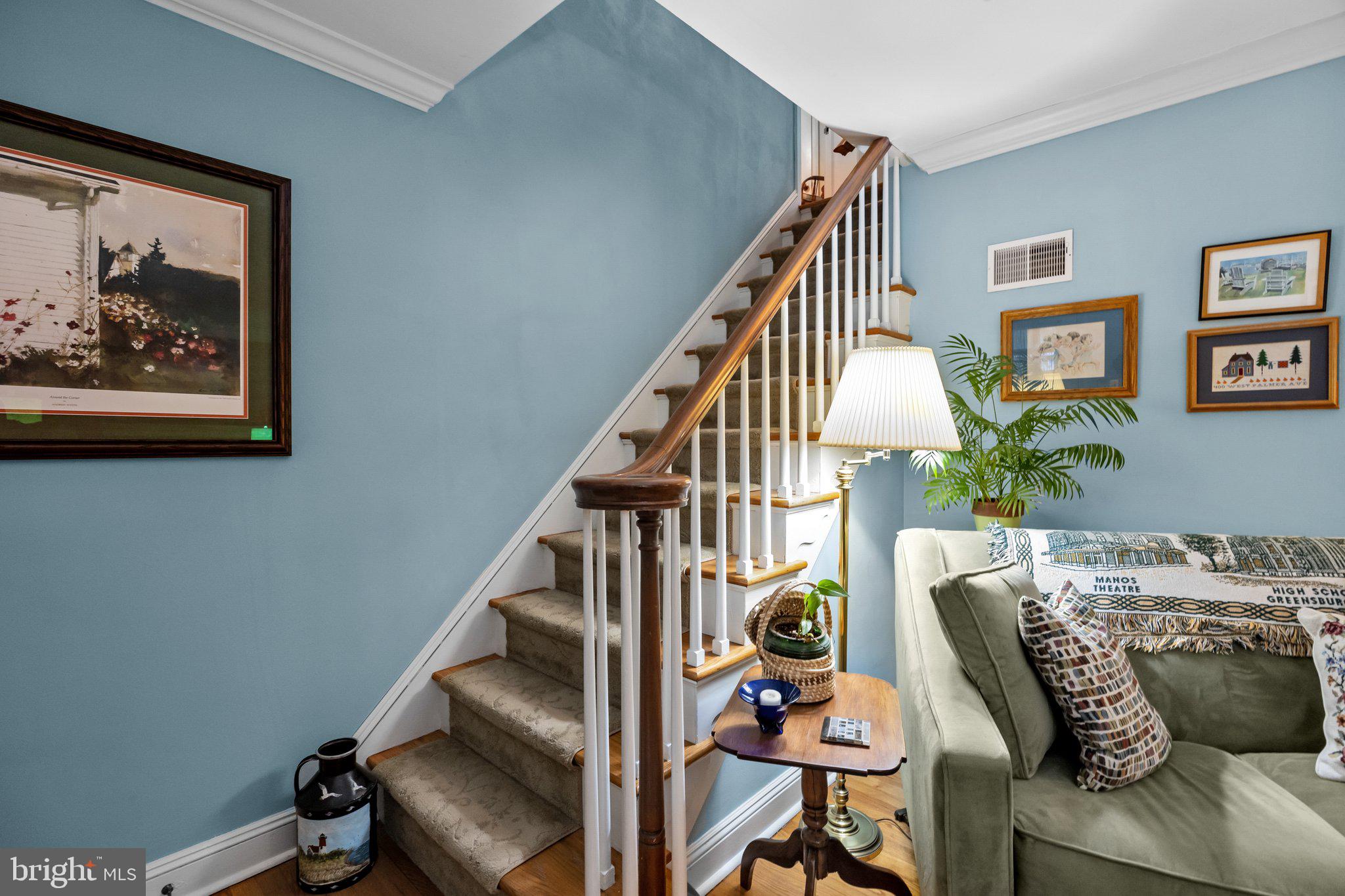 400 W Palmer St
