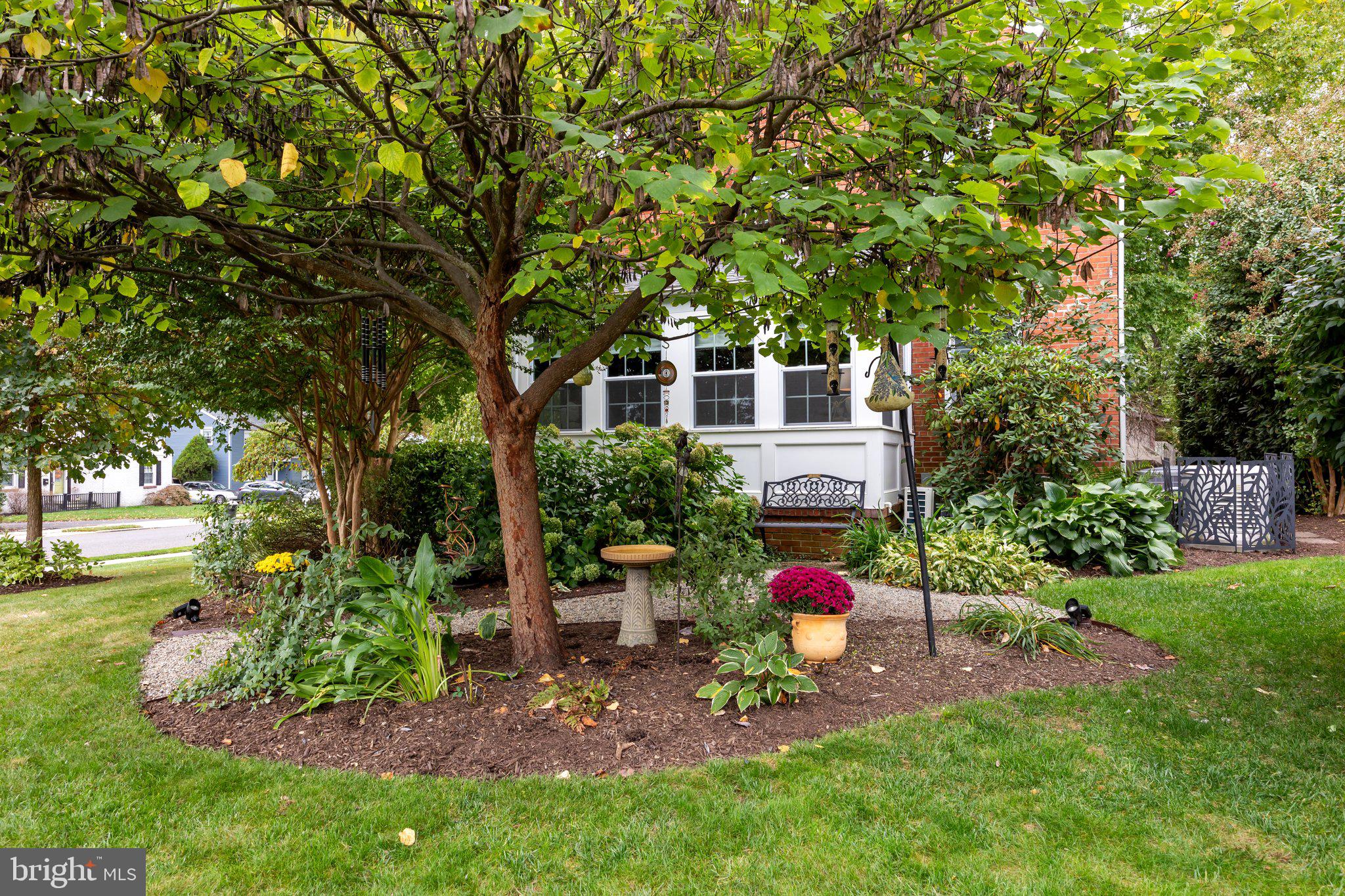400 W Palmer St