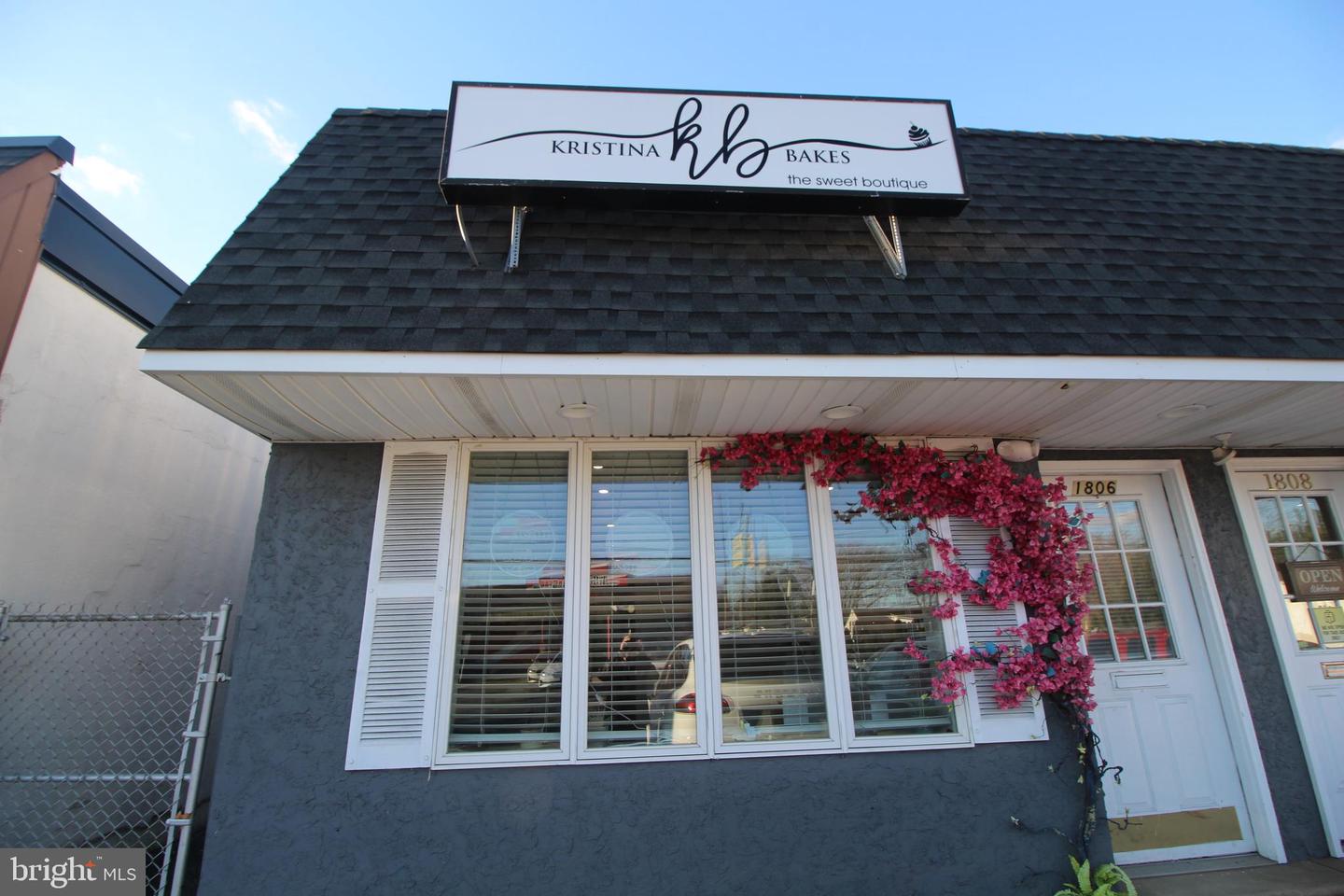 1806 Brownsville Rd