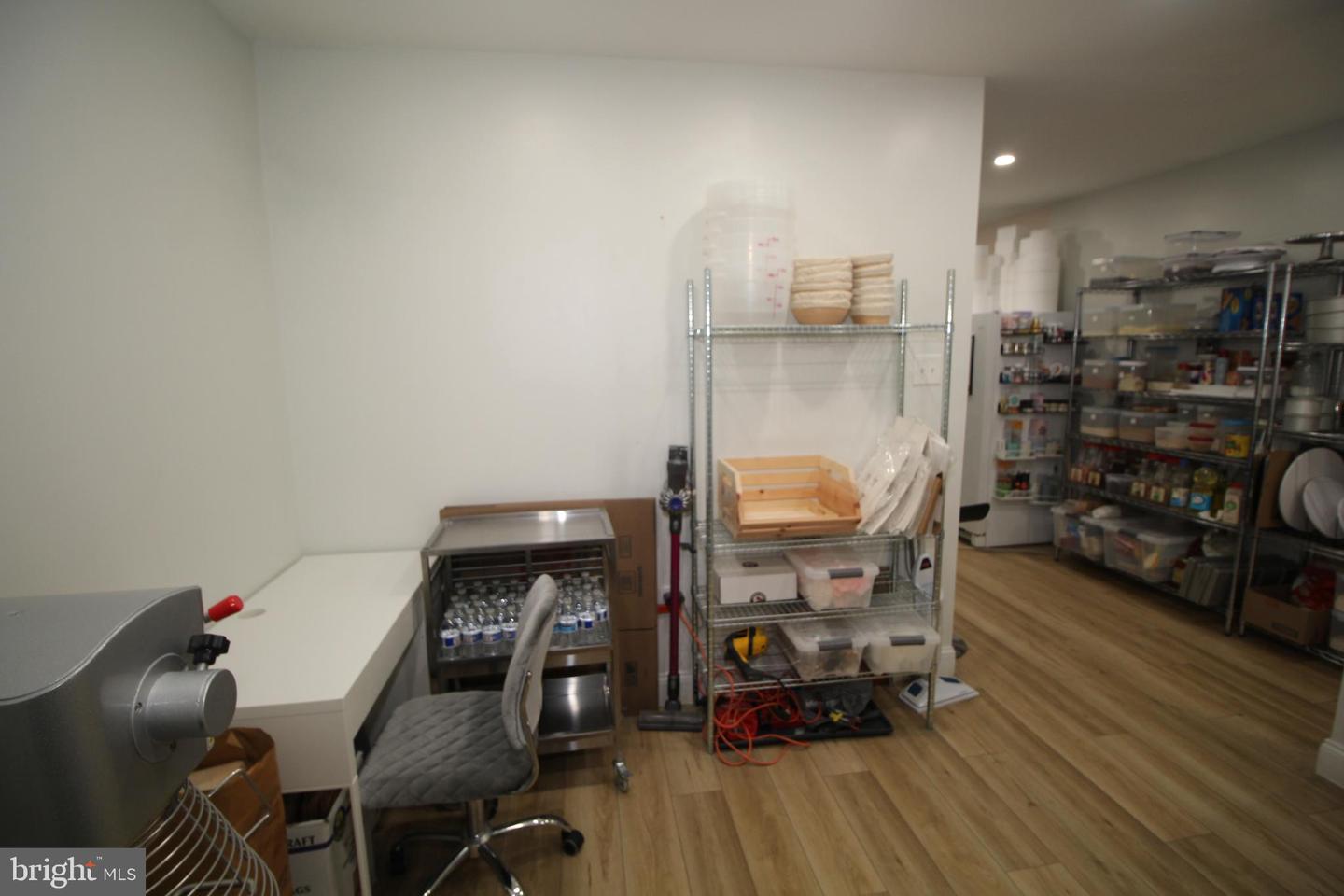 1806 Brownsville Rd
