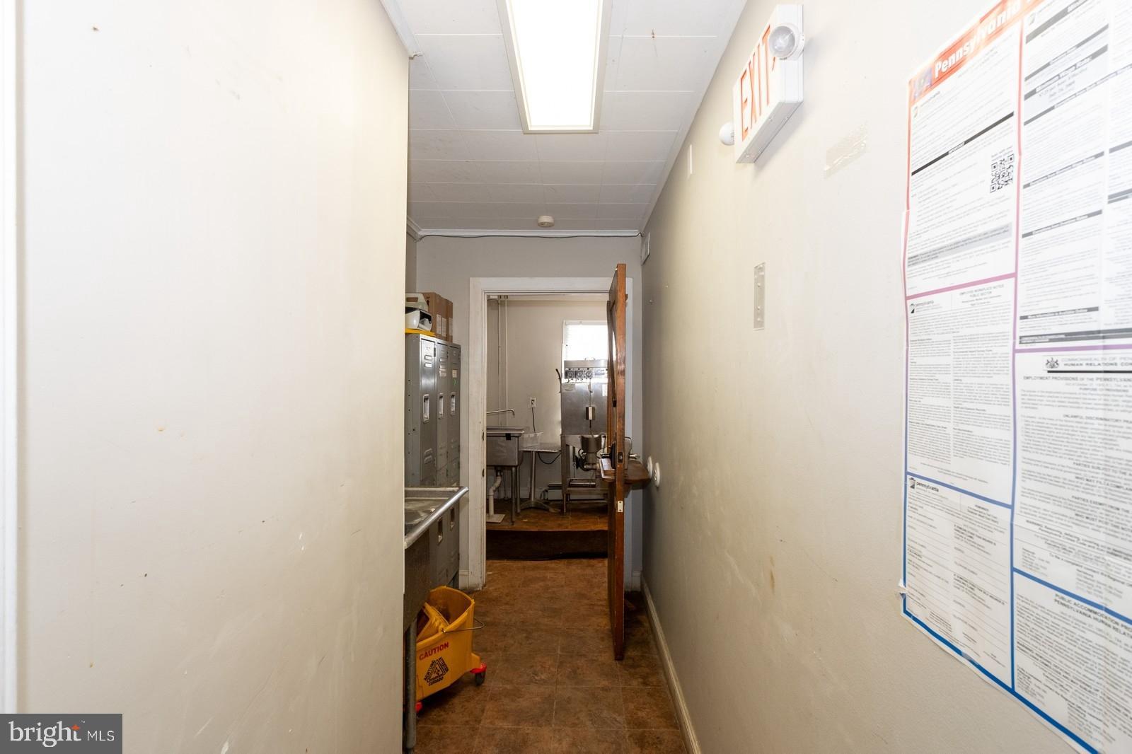 41 N Main St