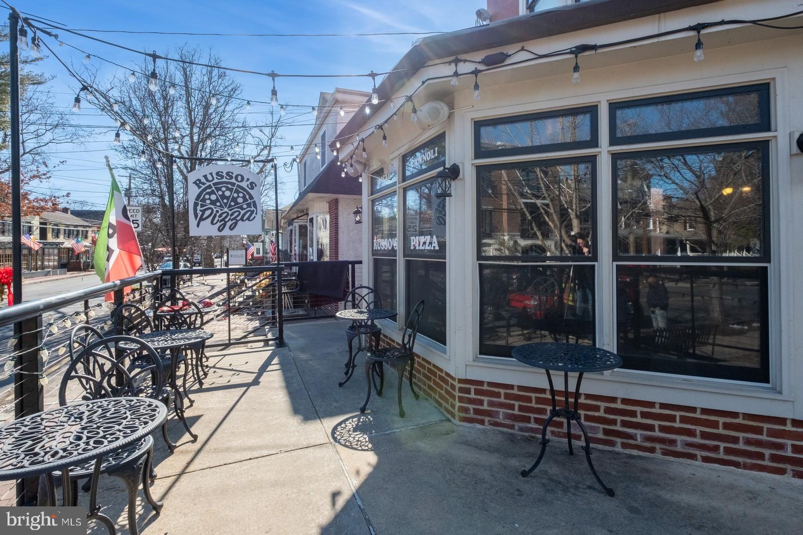 41 N Main St