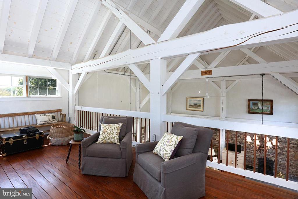 373 PINEVILLE ROAD Unit: BARN