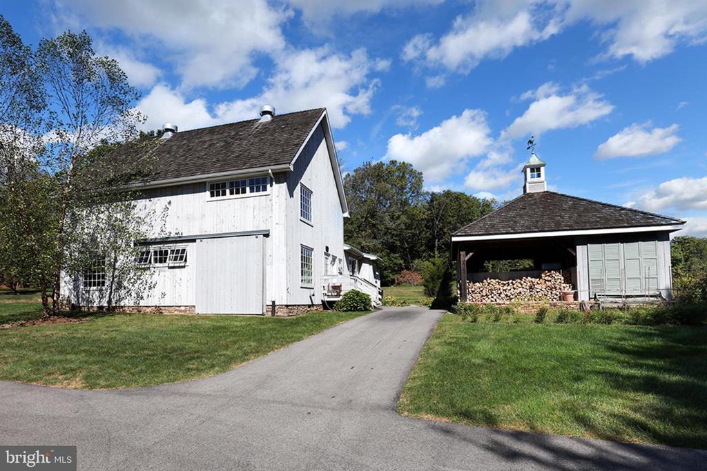 373 PINEVILLE ROAD Unit: BARN