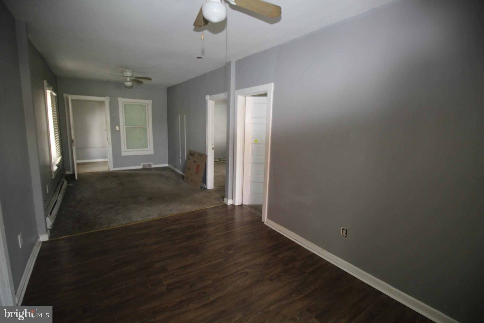 216 Lewis Ave