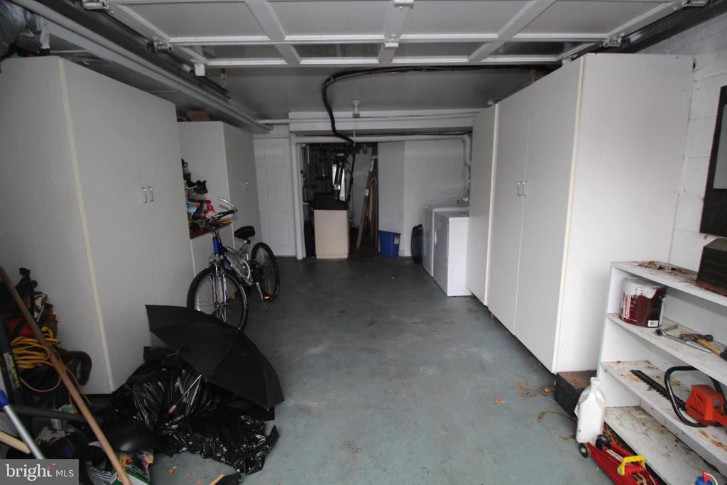 75 Sunset Dr