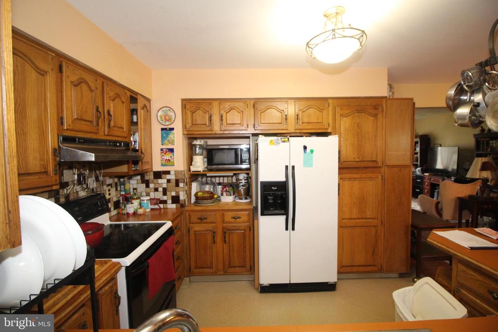 75 Sunset Dr