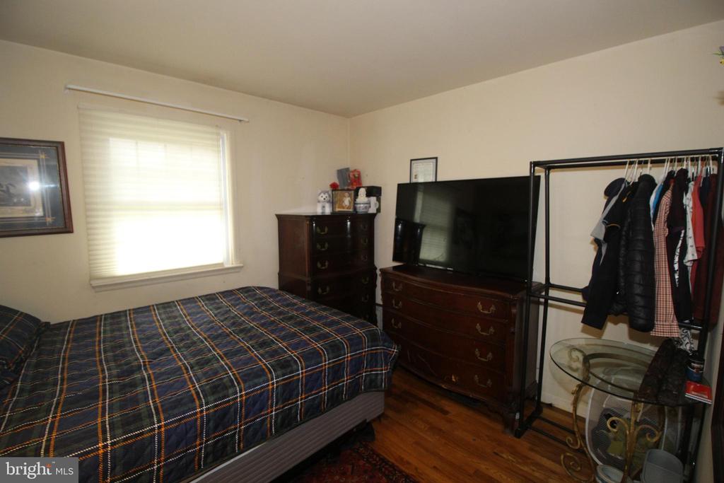 75 Sunset Dr