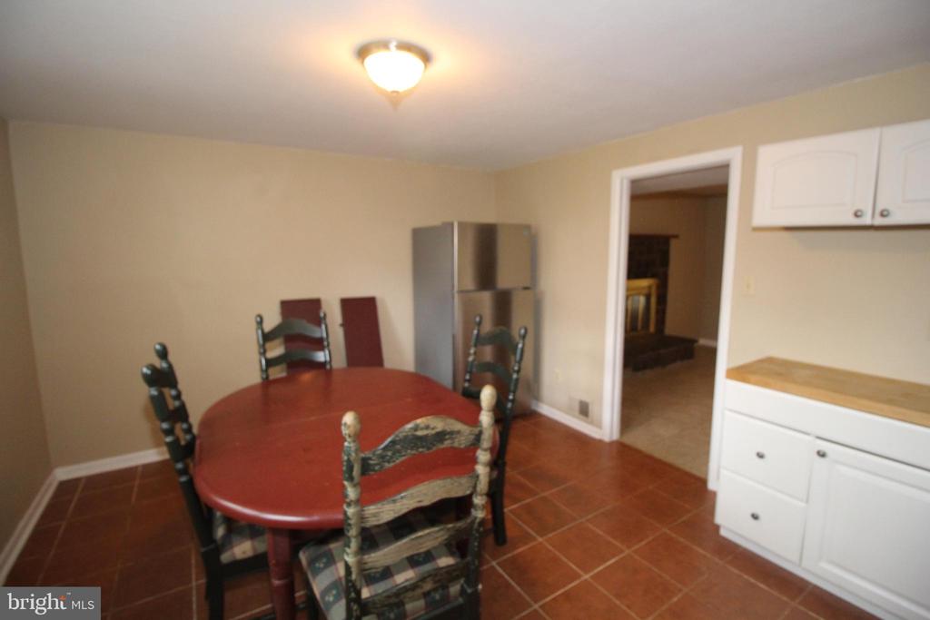 75 Sunset Dr