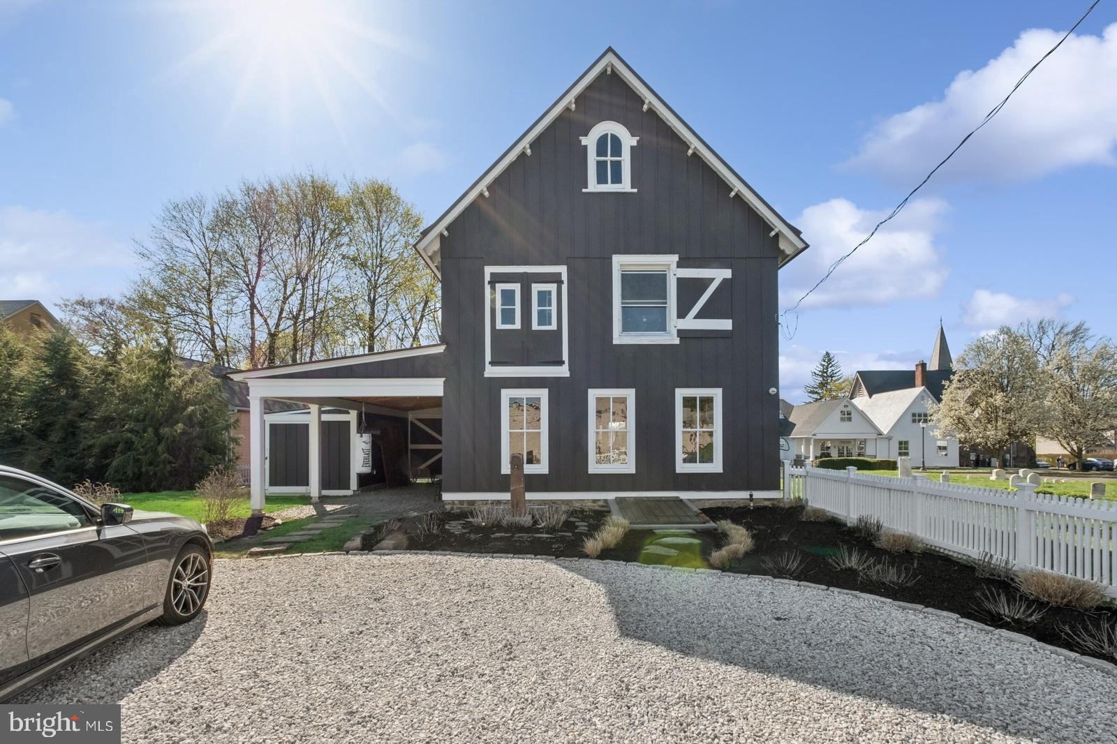 115 E Washington Ave