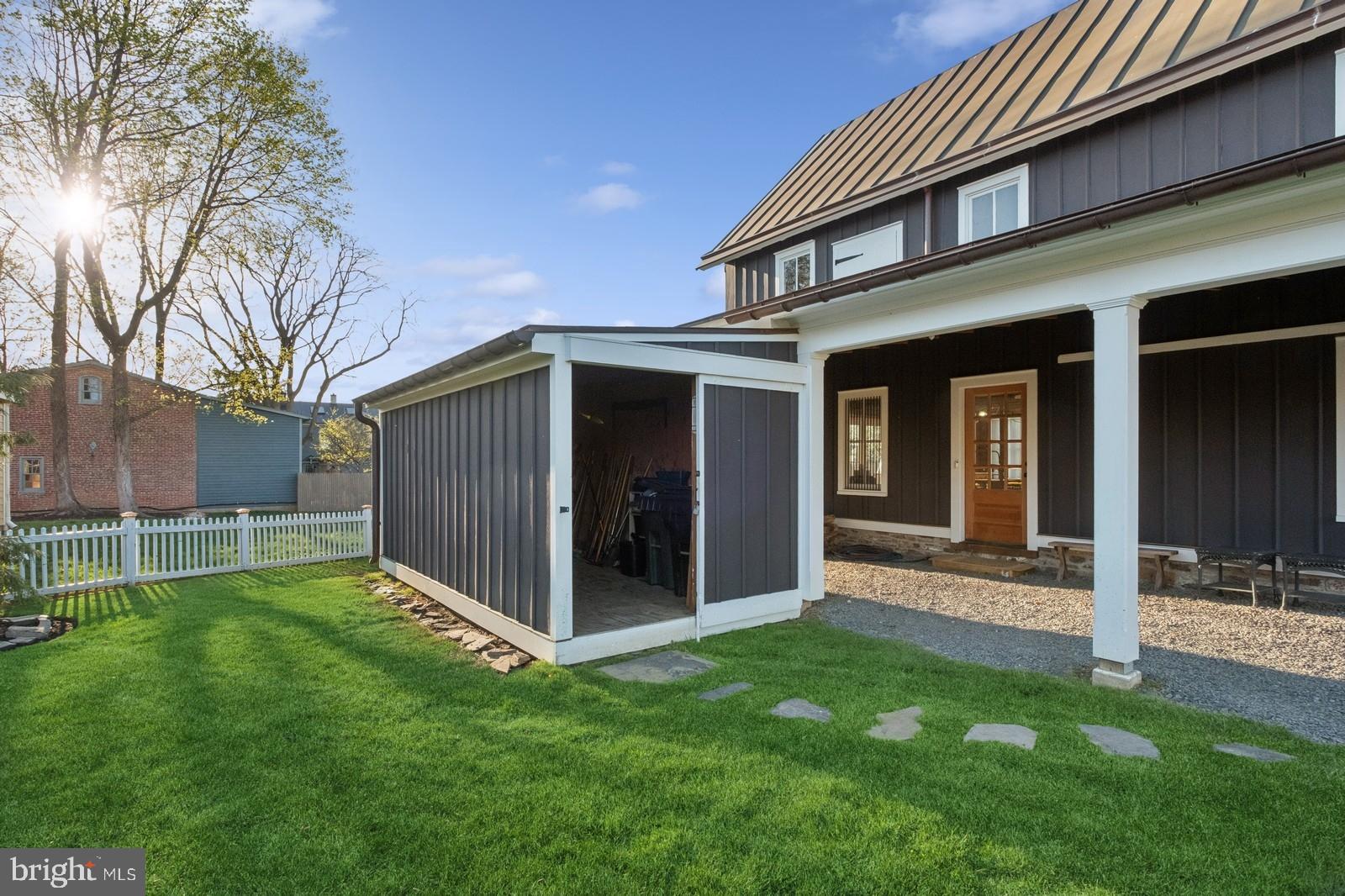 115 E Washington Ave