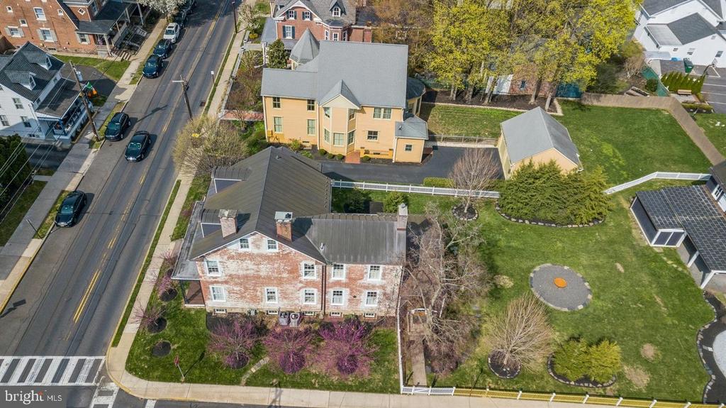 115 E Washington Ave