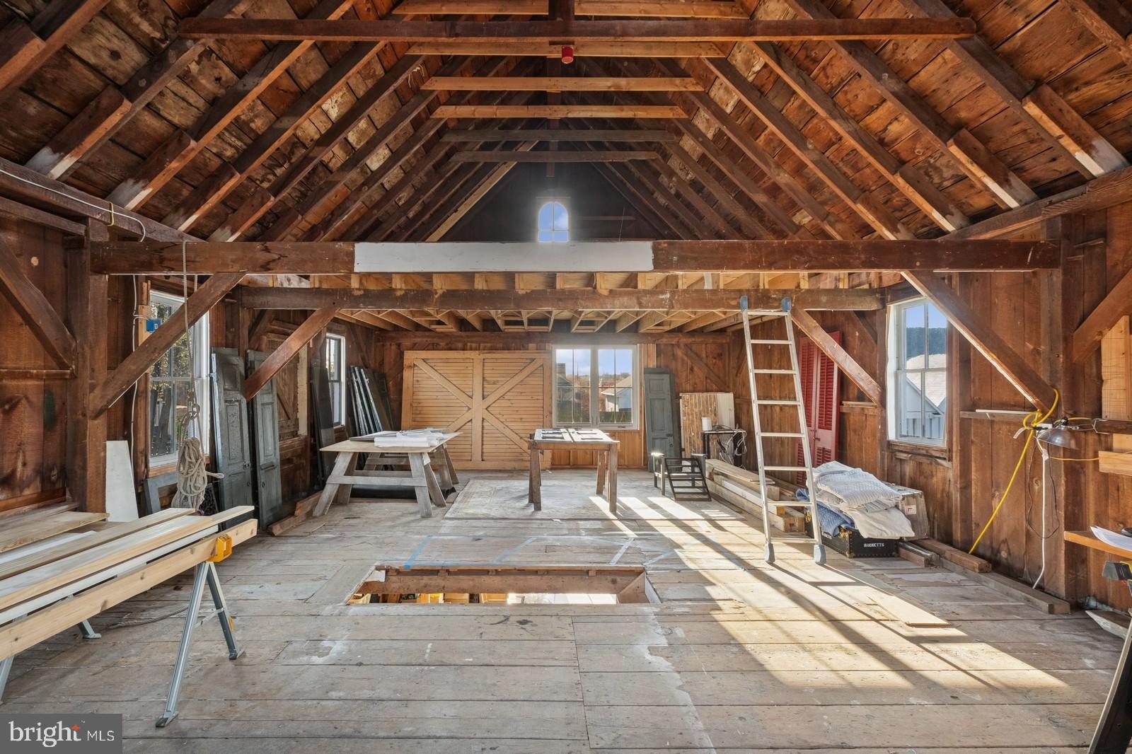 115 E Washington Ave