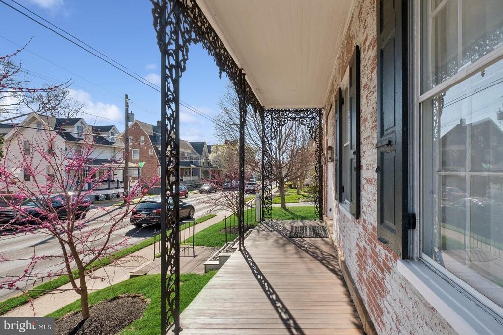 115 E Washington Ave