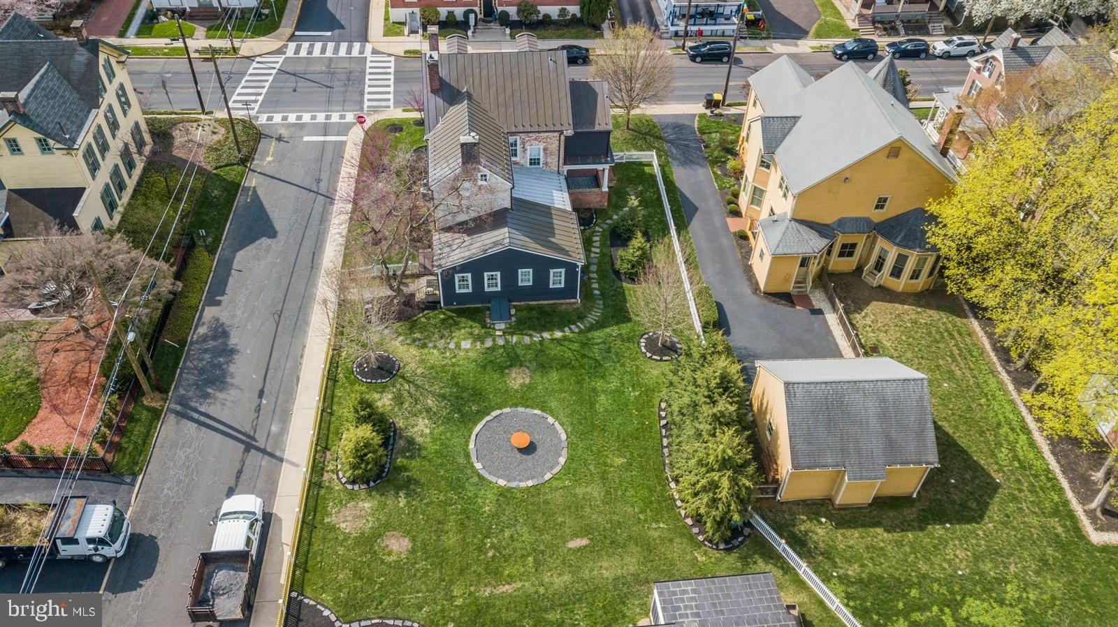 115 E Washington Ave