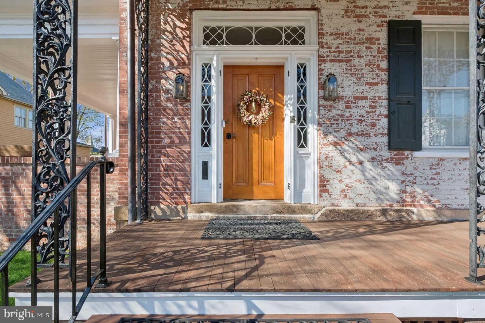 115 E Washington Ave