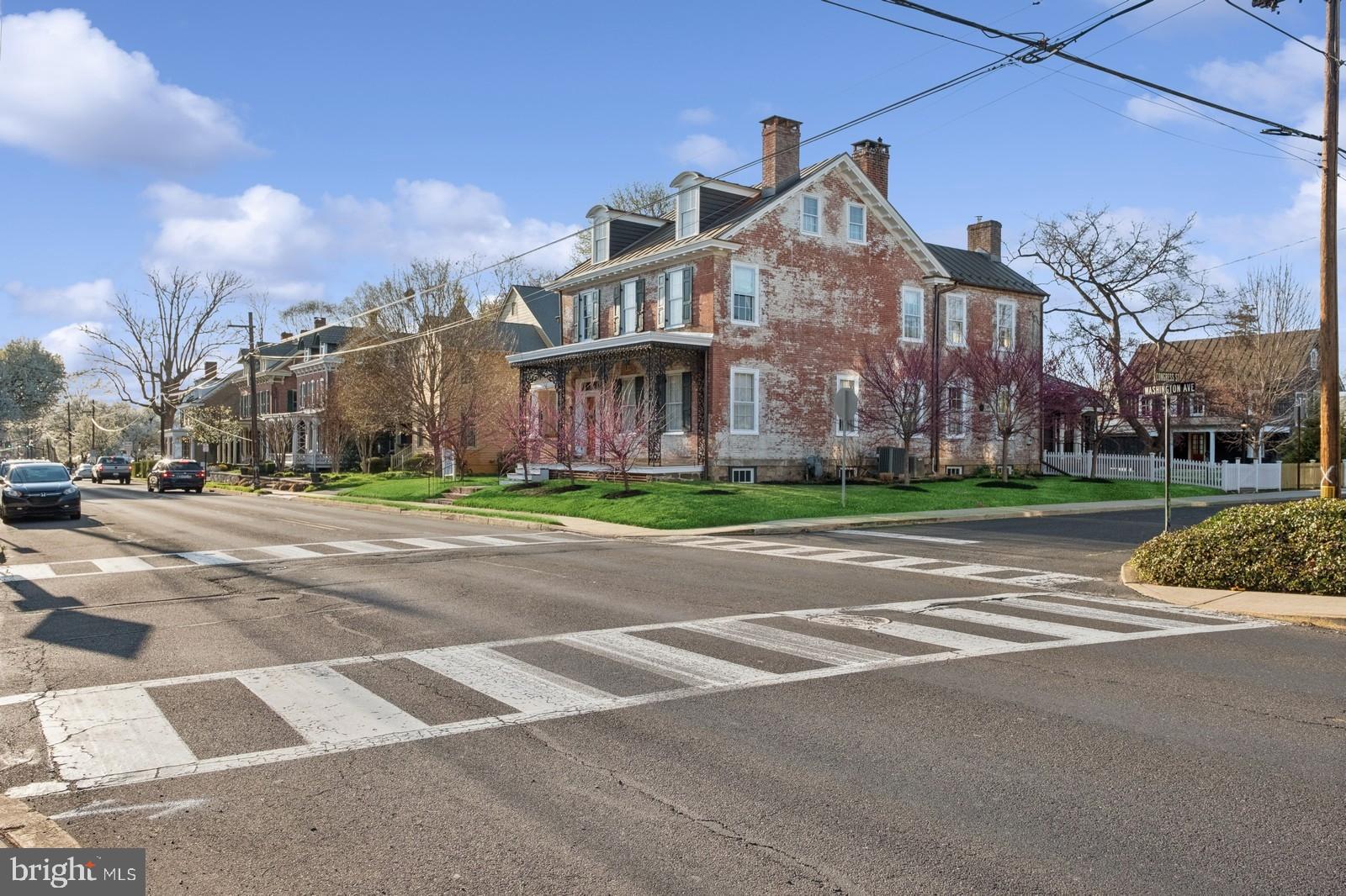 115 E Washington Ave