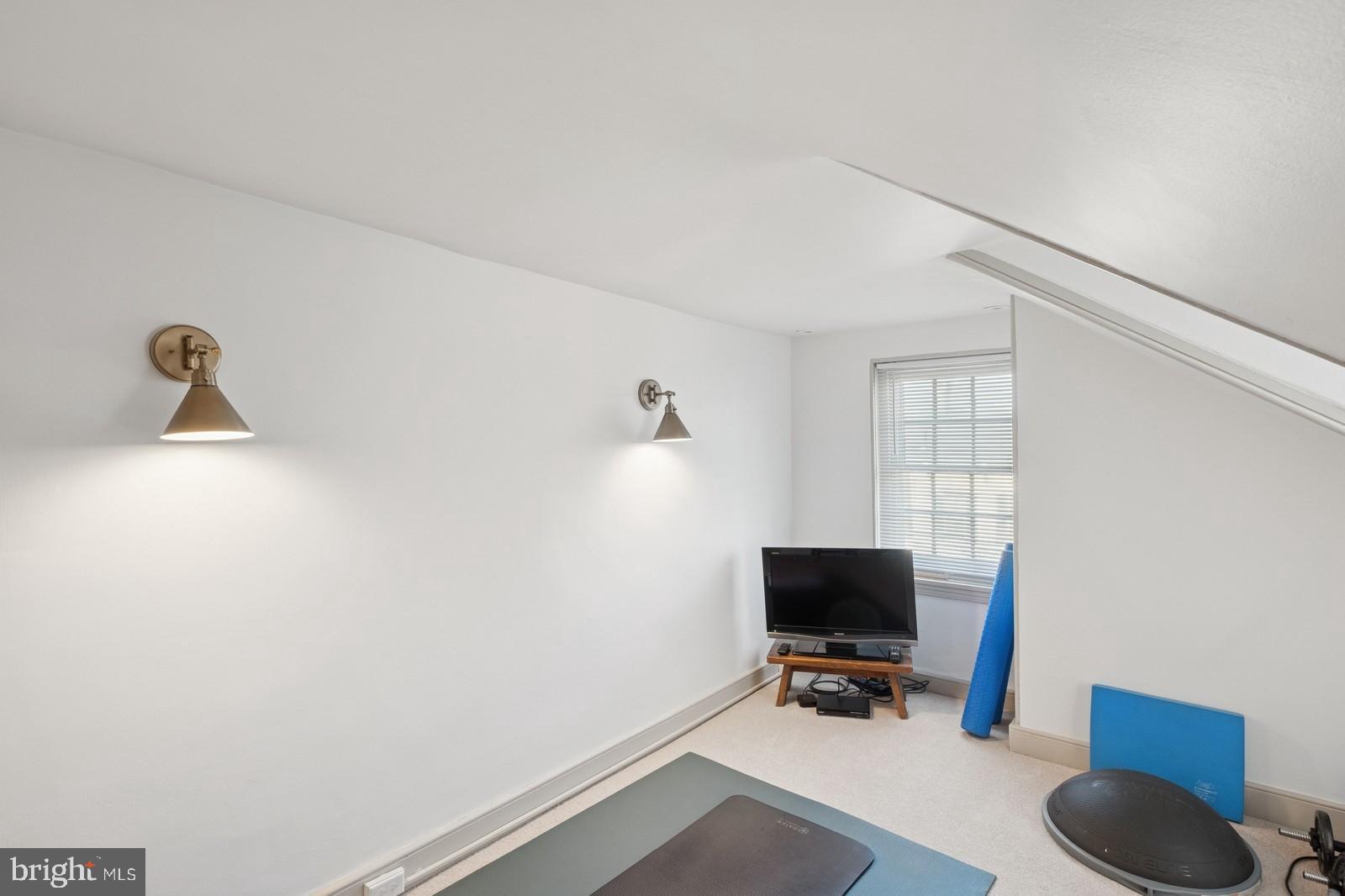 115 E Washington Ave