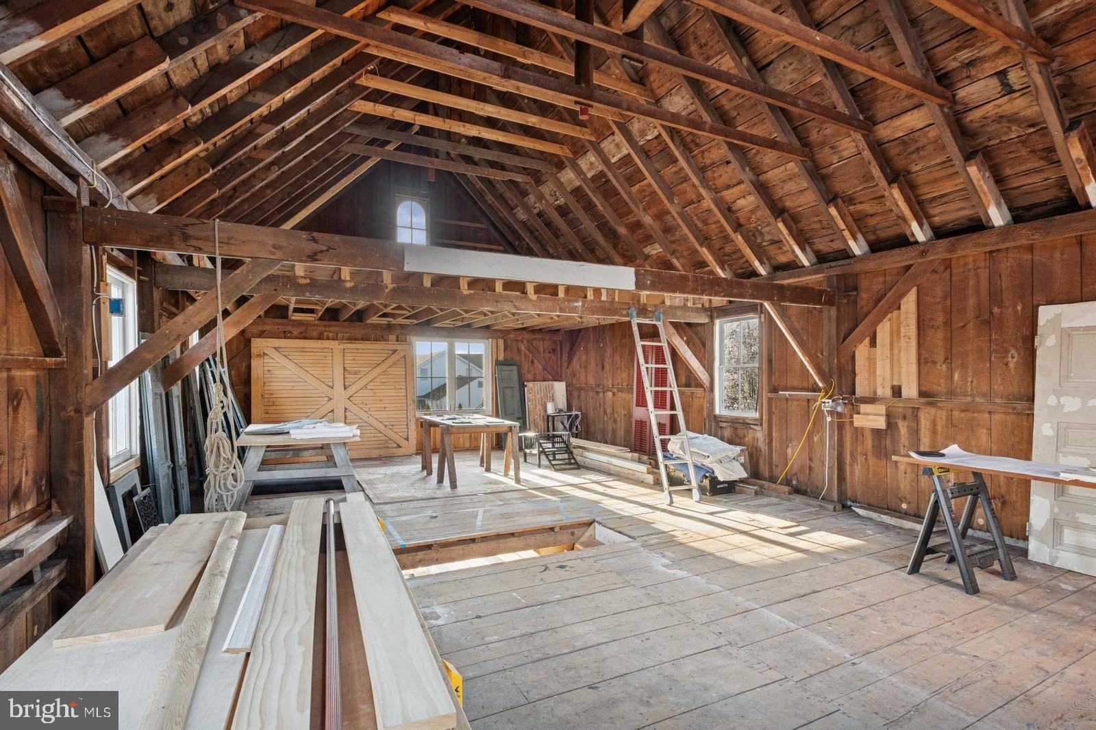 115 E Washington Ave