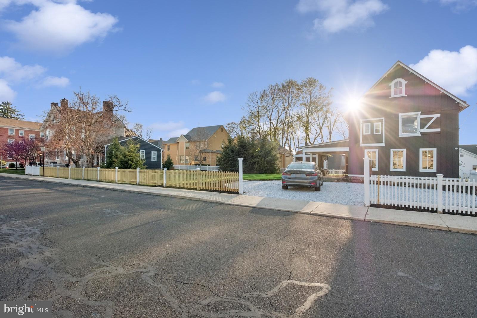 115 E Washington Ave