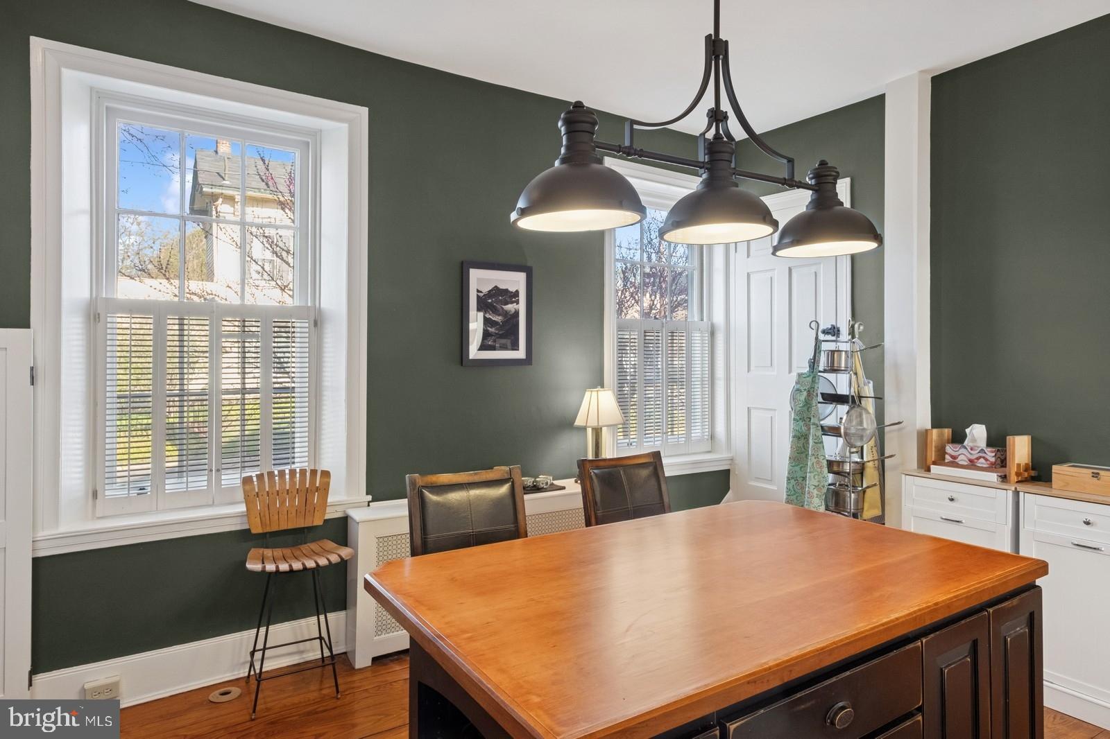 115 E Washington Ave