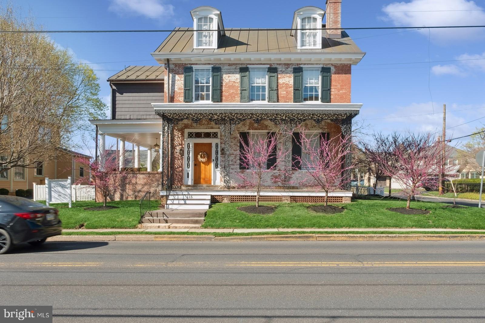 115 E Washington Ave