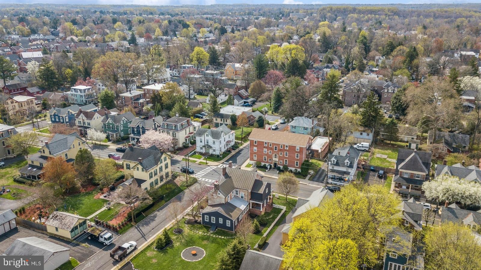 115 E Washington Ave