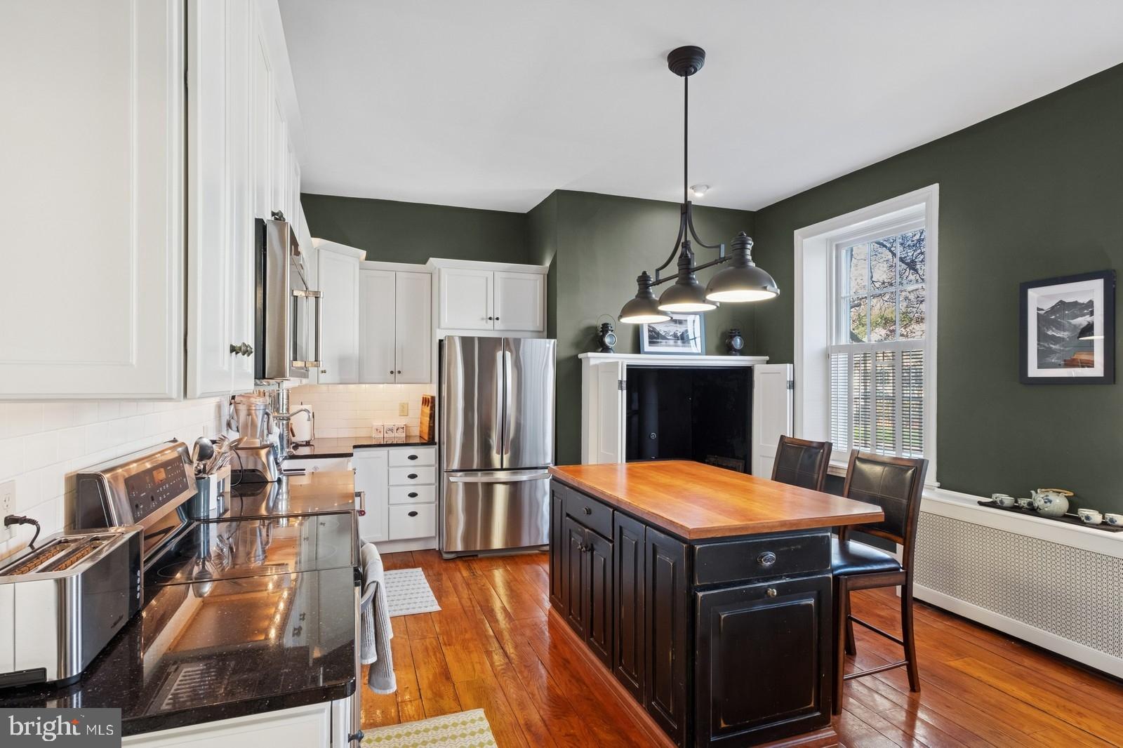 115 E Washington Ave